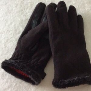 Black Fleece-Lined Black Gloves